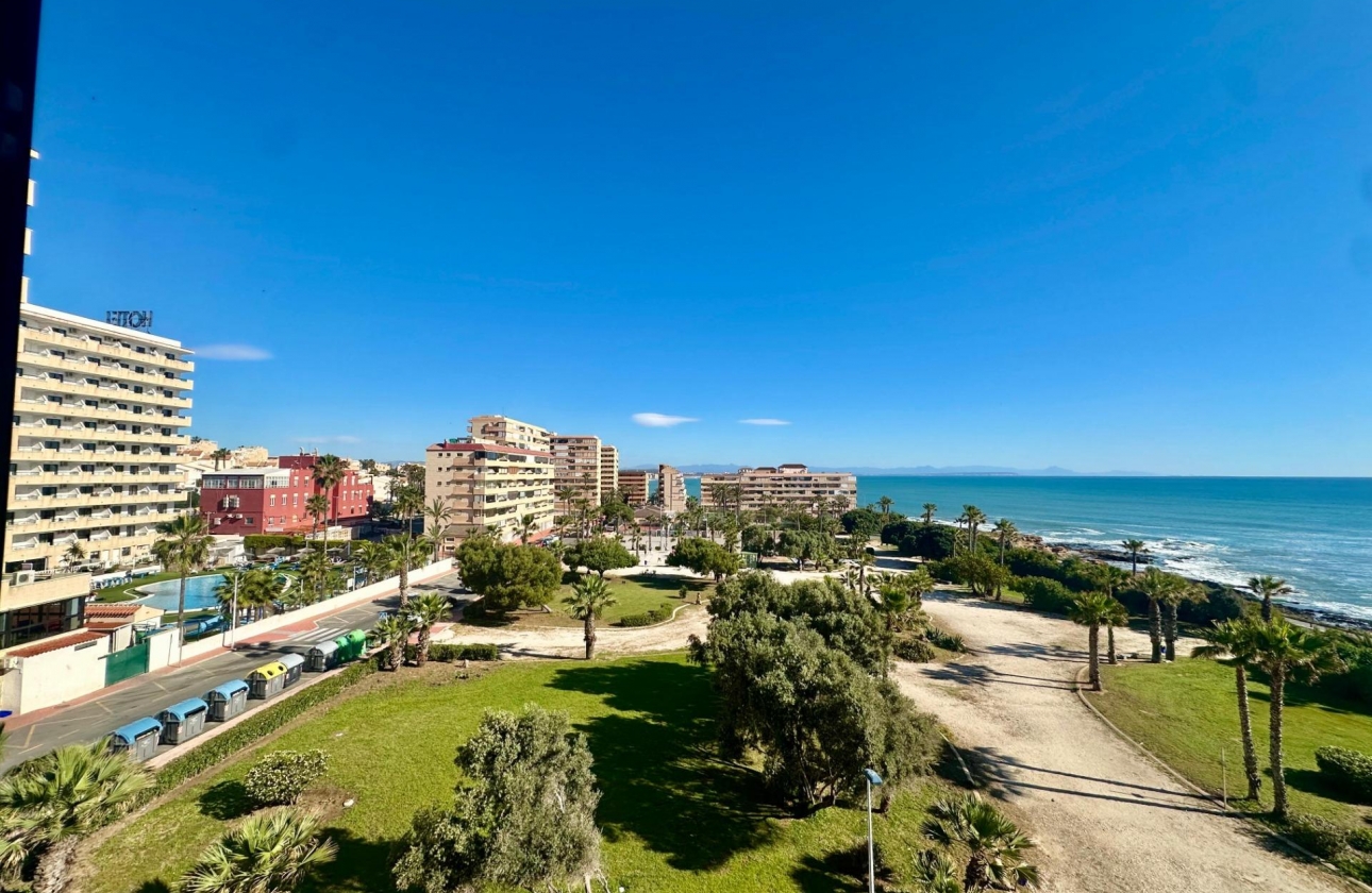 Resale - Apartment - Torrevieja - Cabo cervera