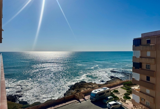 Resale - Apartment - Torrevieja - Cabo cervera