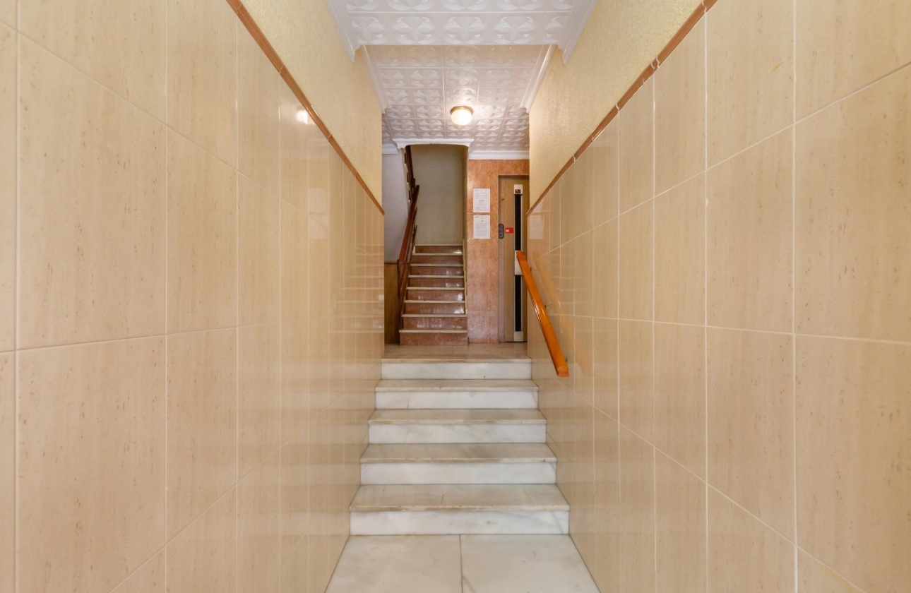 Reventa - Apartment - Torrevieja - Centro - Muelle Pesquero