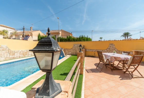 Rynek wtórny - Bliźniak - Orihuela Costa - Los Almendros-La Florida