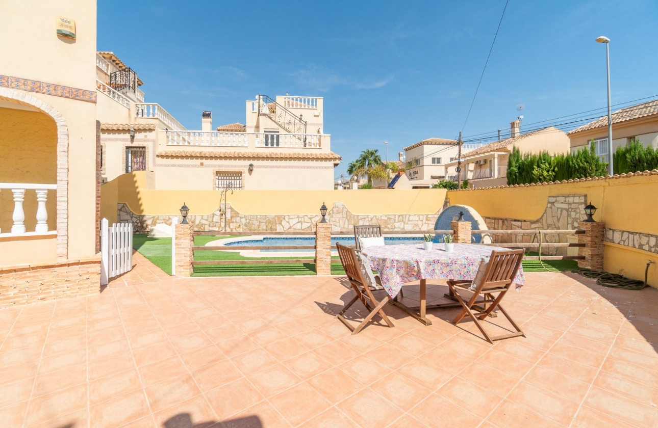Rynek wtórny - Bliźniak - Orihuela Costa - Los Almendros-La Florida