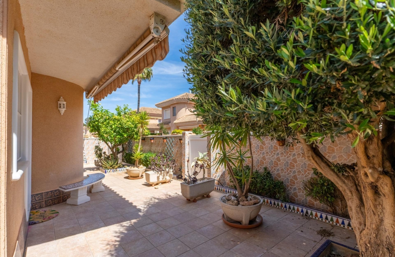 Rynek wtórny - Villa - Torrevieja - Los Balcones