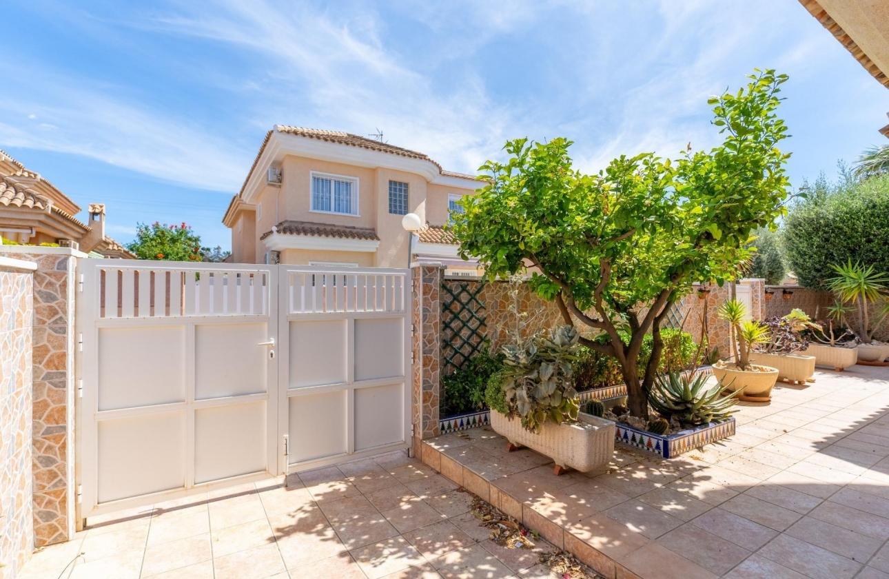 Rynek wtórny - Villa - Torrevieja - Los Balcones
