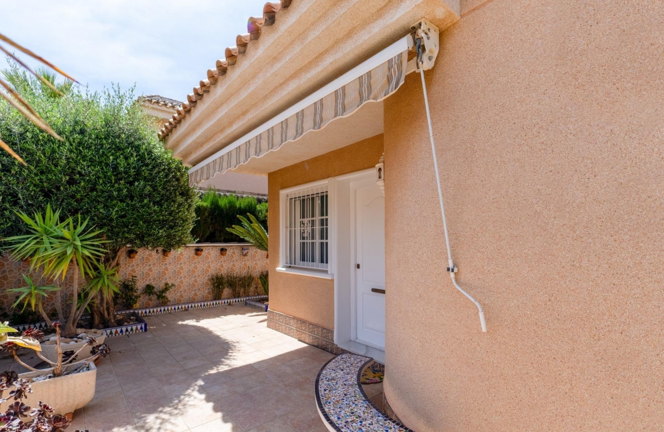 Rynek wtórny - Villa - Torrevieja - Los Balcones