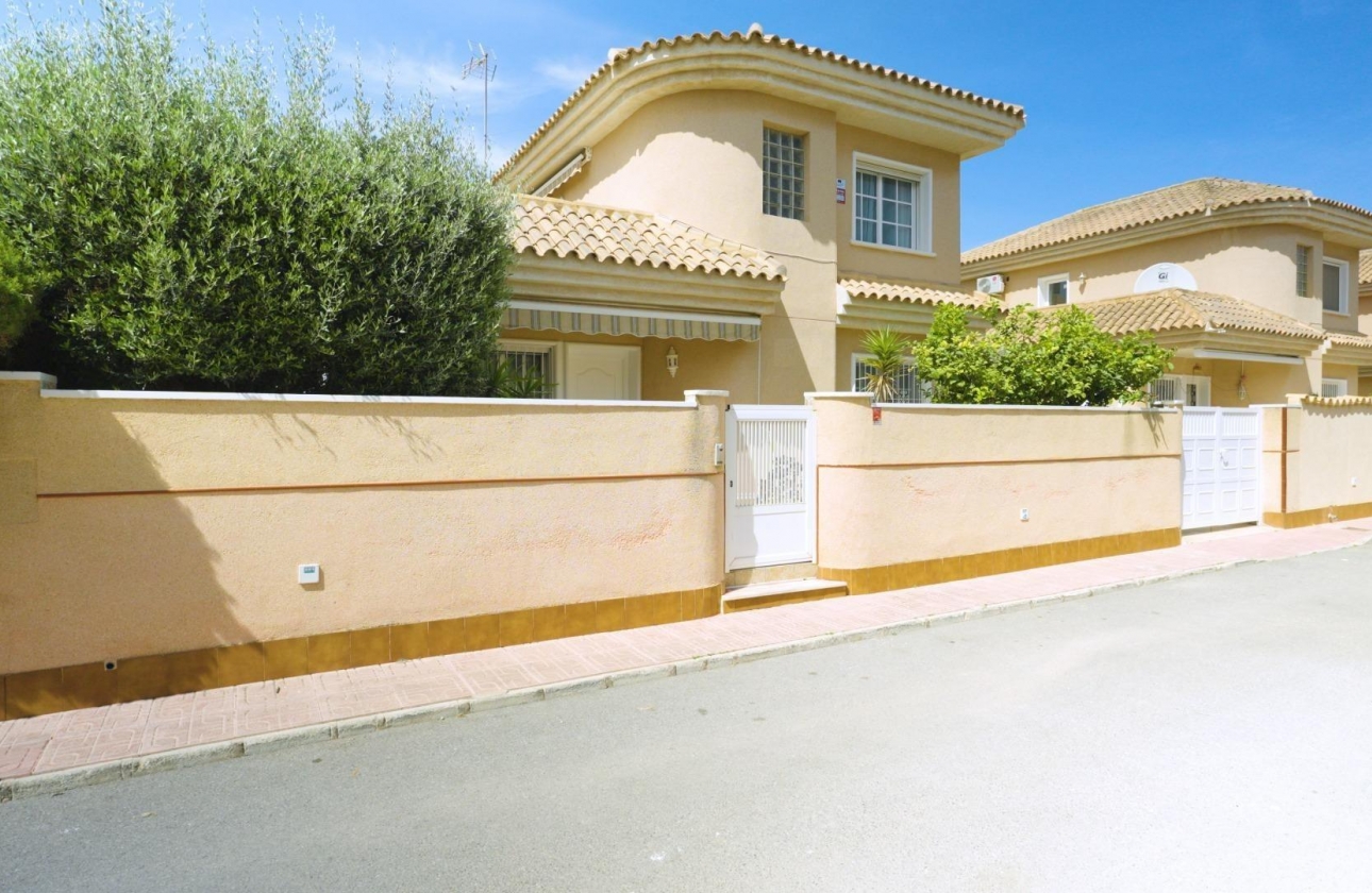 Rynek wtórny - Villa - Torrevieja - Los Balcones