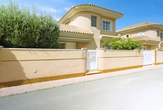 Rynek wtórny - Villa - Torrevieja - Los Balcones