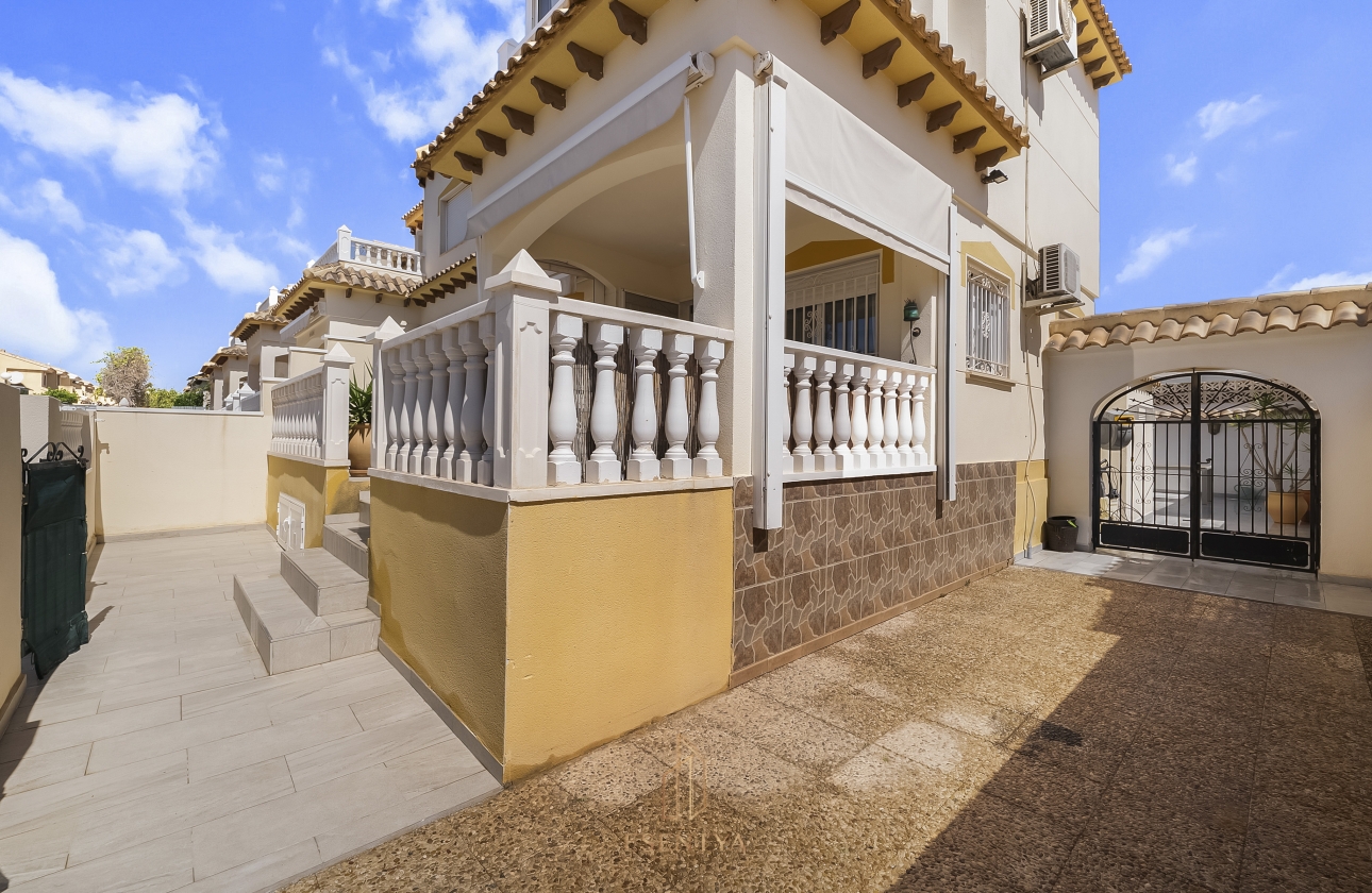 Rynek wtórny - Szeregowiec - Orihuela Costa - Playa Flamenca