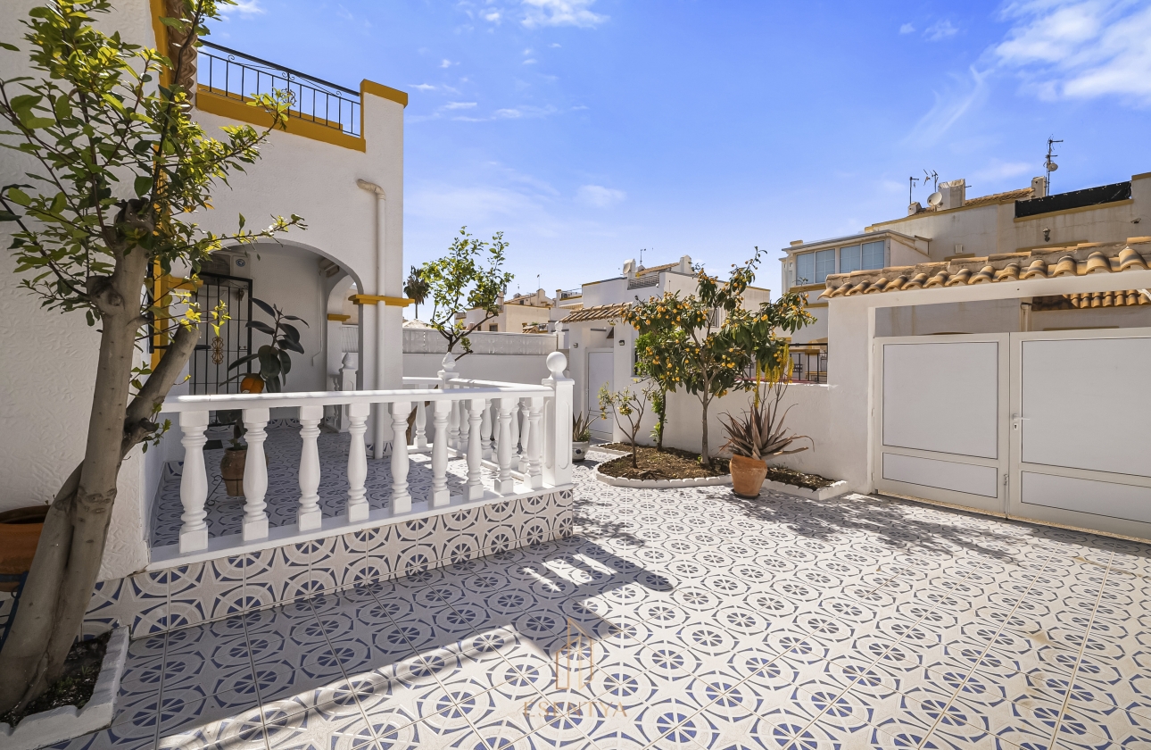 Rynek wtórny - Szeregowiec - Torrevieja - Jardín del Mar
