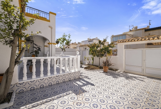Rynek wtórny - Szeregowiec - Torrevieja - Jardín del Mar