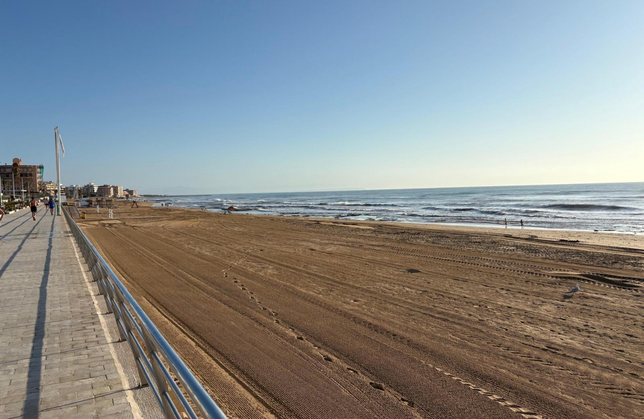 Rynek wtórny - Apartament - Torrevieja - La Mata