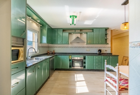 Resale - Villa - Torrevieja - El Chaparral