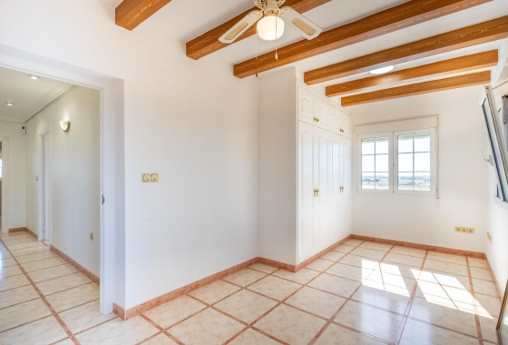 Resale - Villa - Torrevieja - El Chaparral