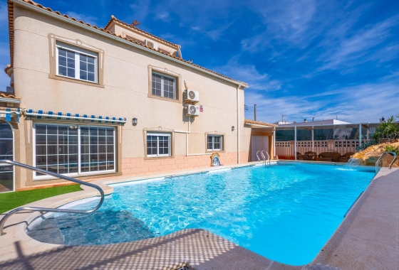 Resale - Villa - Torrevieja - El Chaparral