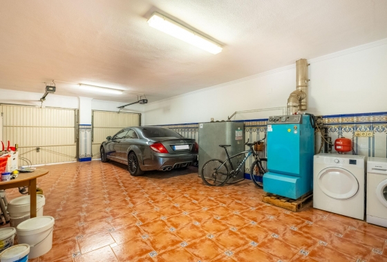 Resale - Villa - Torrevieja - El Chaparral