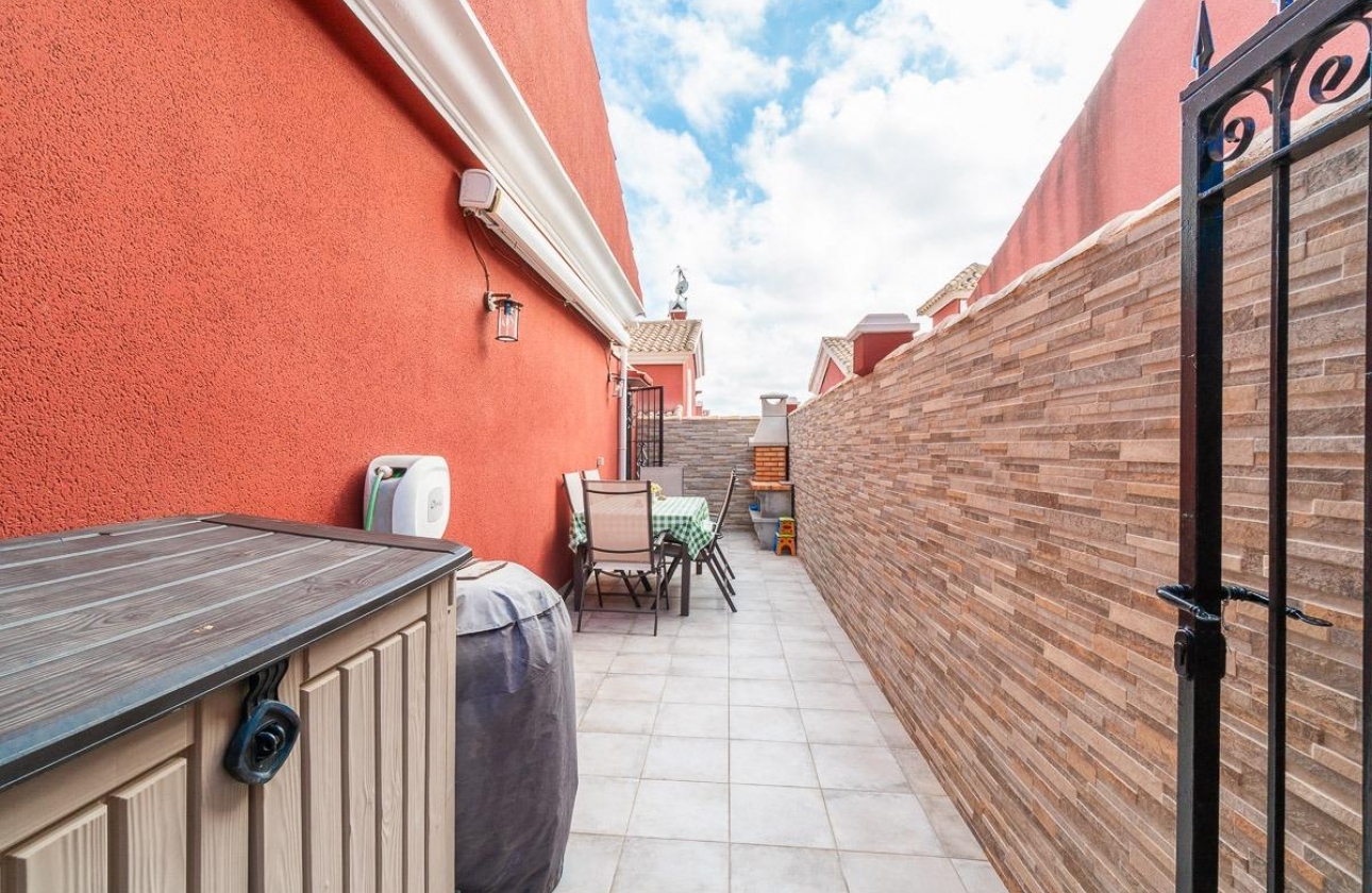 Rynek wtórny - Szeregowiec - Orihuela Costa - PAU 8