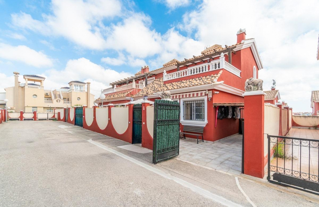 Rynek wtórny - Szeregowiec - Orihuela Costa - PAU 8