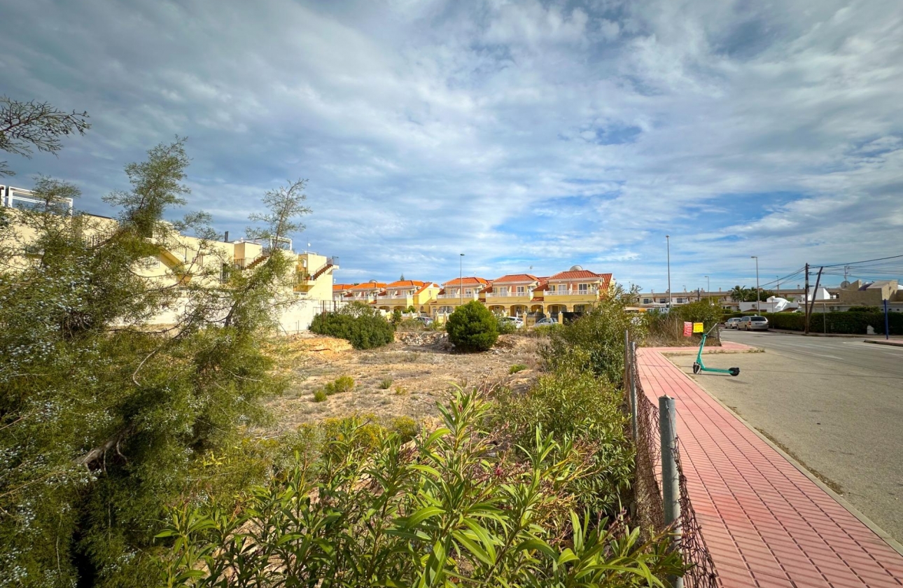 Rynek wtórny - Działka / Grunt - Orihuela Costa - La Florida