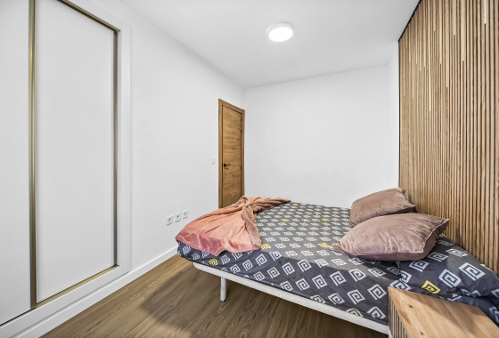 Resale - Apartment - Torrevieja - Centro
