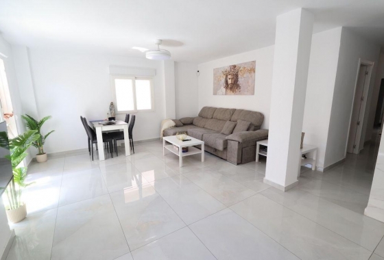 Rynek wtórny - Apartament - Torrevieja - Acequion