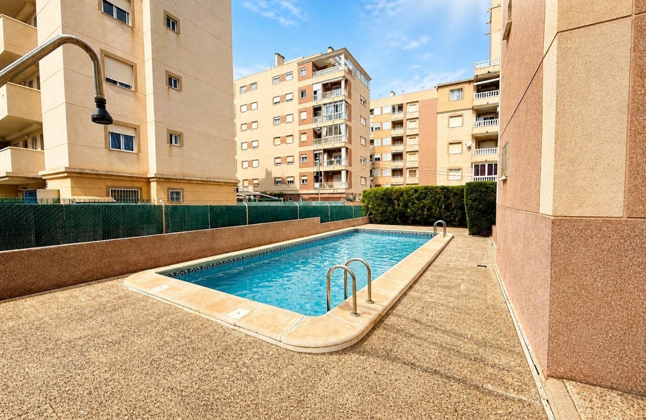 Rynek wtórny - Apartament - Torrevieja - Nueva Torrevieja