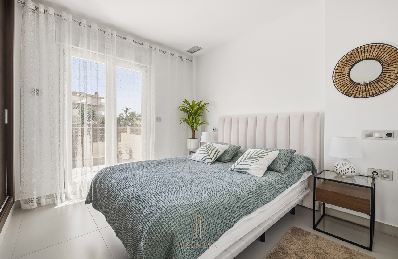 Rynek wtórny - Villa - Torrevieja - Aguas Nuevas