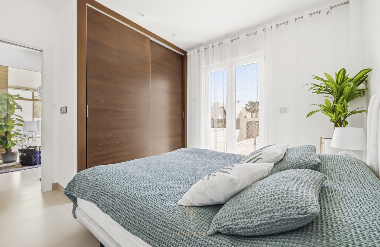 Rynek wtórny - Villa - Torrevieja - Aguas Nuevas