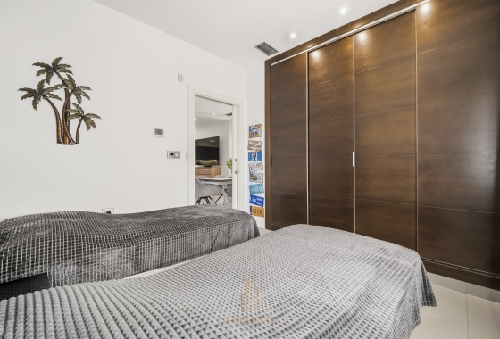 Rynek wtórny - Villa - Torrevieja - Aguas Nuevas