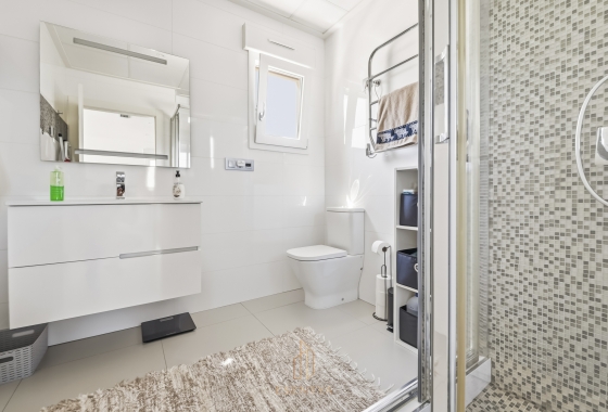 Rynek wtórny - Villa - Torrevieja - Aguas Nuevas