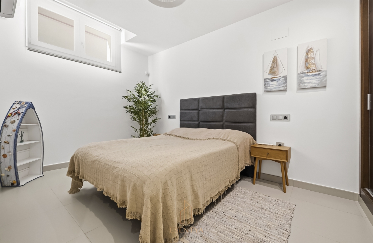 Rynek wtórny - Villa - Torrevieja - Aguas Nuevas