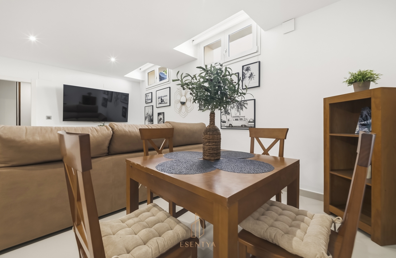 Rynek wtórny - Villa - Torrevieja - Aguas Nuevas