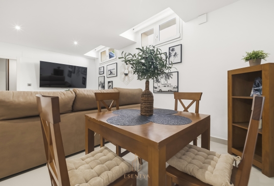 Rynek wtórny - Villa - Torrevieja - Aguas Nuevas