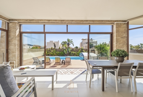 Rynek wtórny - Villa - Torrevieja - Aguas Nuevas