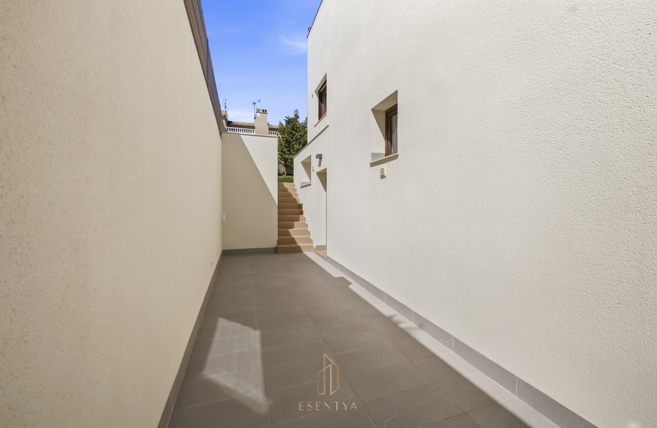 Rynek wtórny - Villa - Torrevieja - Aguas Nuevas