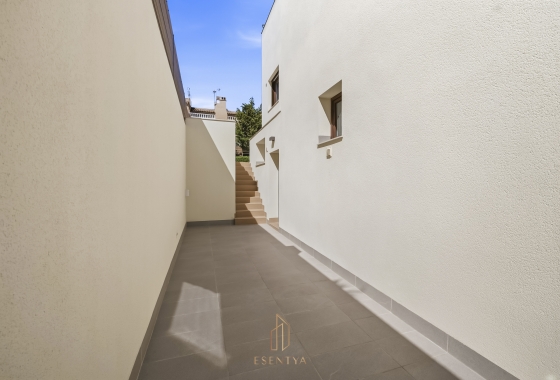 Rynek wtórny - Villa - Torrevieja - Aguas Nuevas