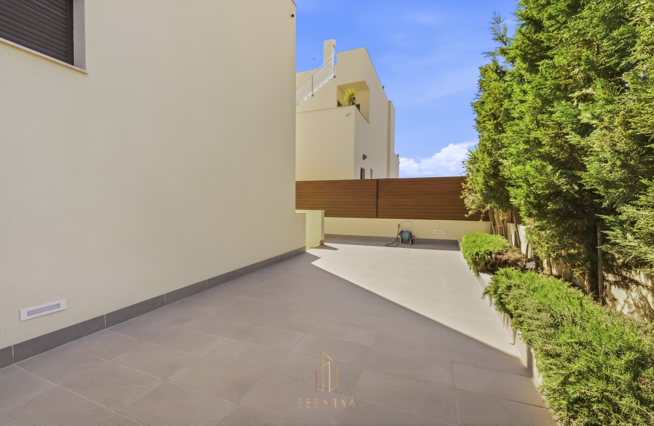 Rynek wtórny - Villa - Torrevieja - Aguas Nuevas