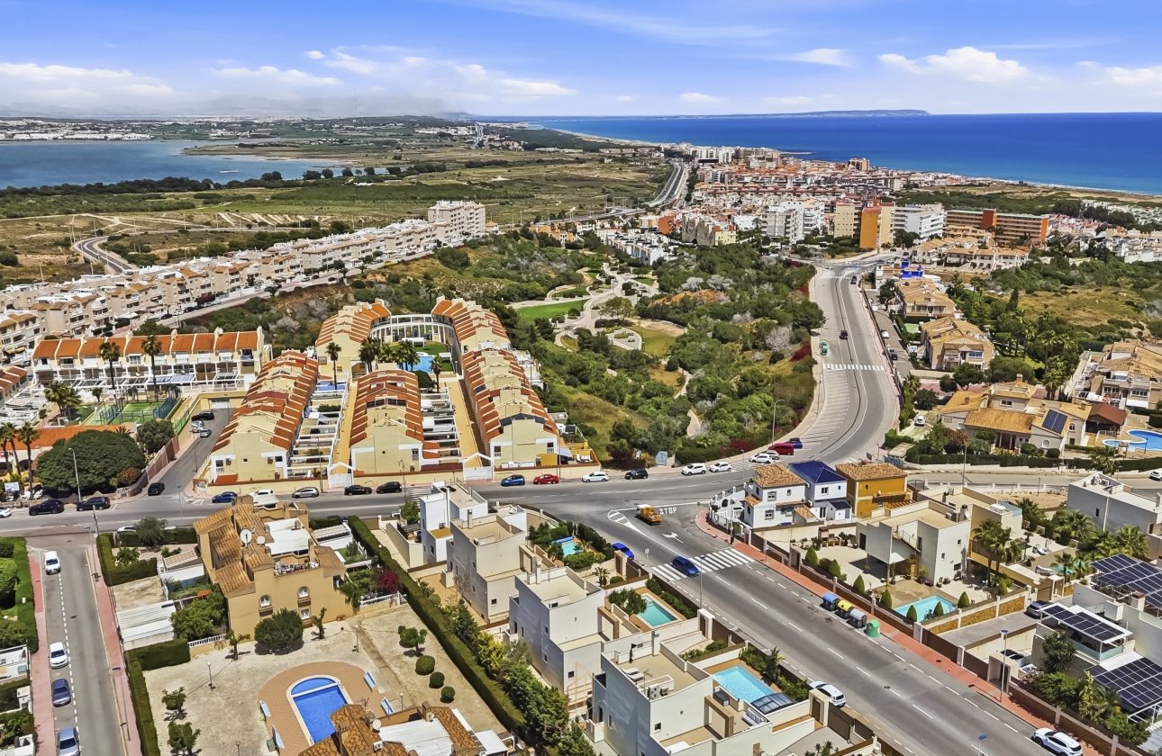 Rynek wtórny - Villa - Torrevieja - Aguas Nuevas