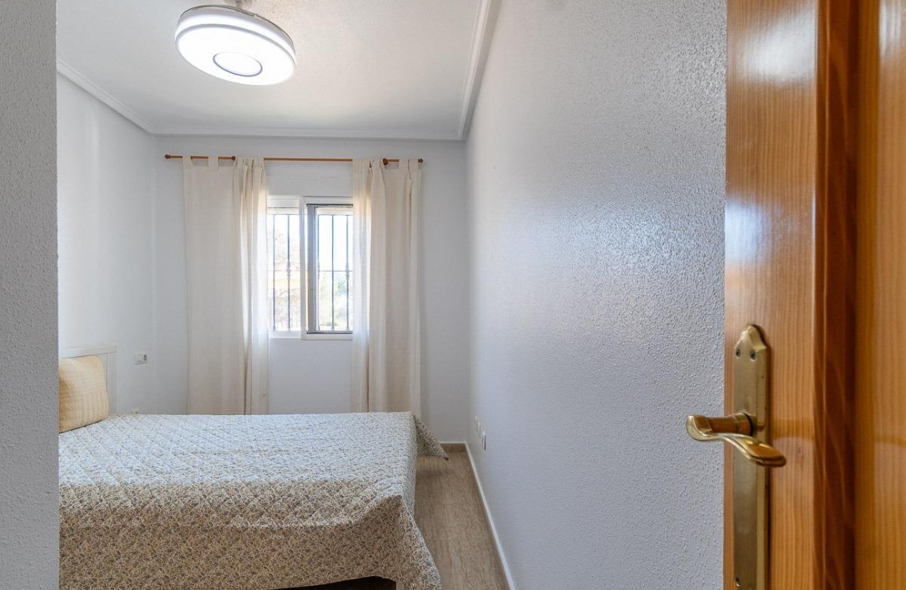 Rynek wtórny - Bungalow - Orihuela Costa - Los Almendros-La Florida