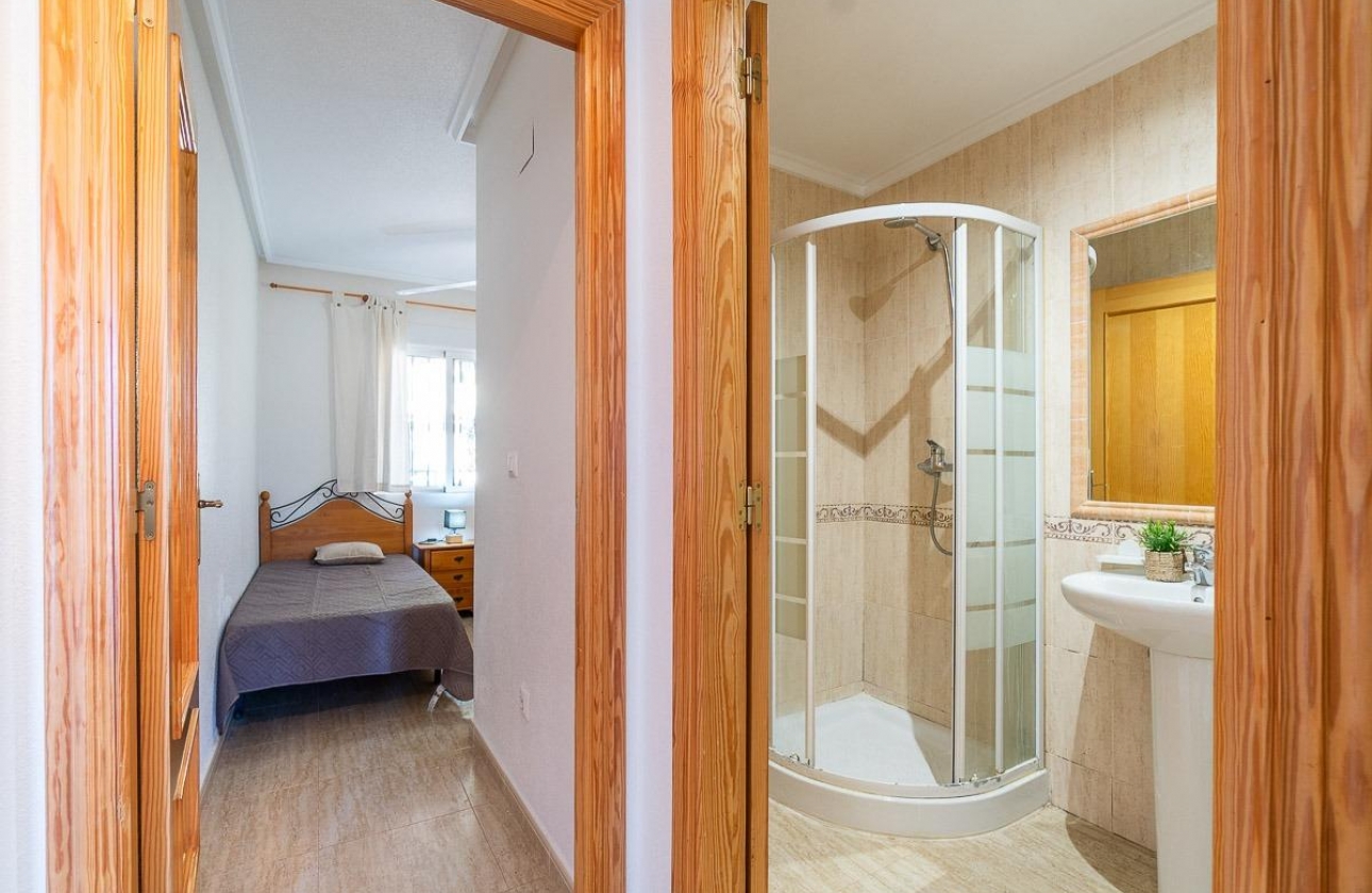 Rynek wtórny - Bungalow - Orihuela Costa - Los Almendros-La Florida