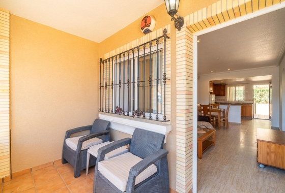 Rynek wtórny - Bungalow - Orihuela Costa - Los Almendros-La Florida