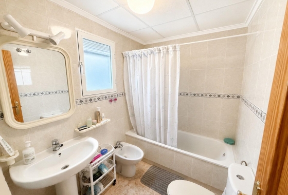 Rynek wtórny - Apartament - Torrevieja - Estacion de autobuses