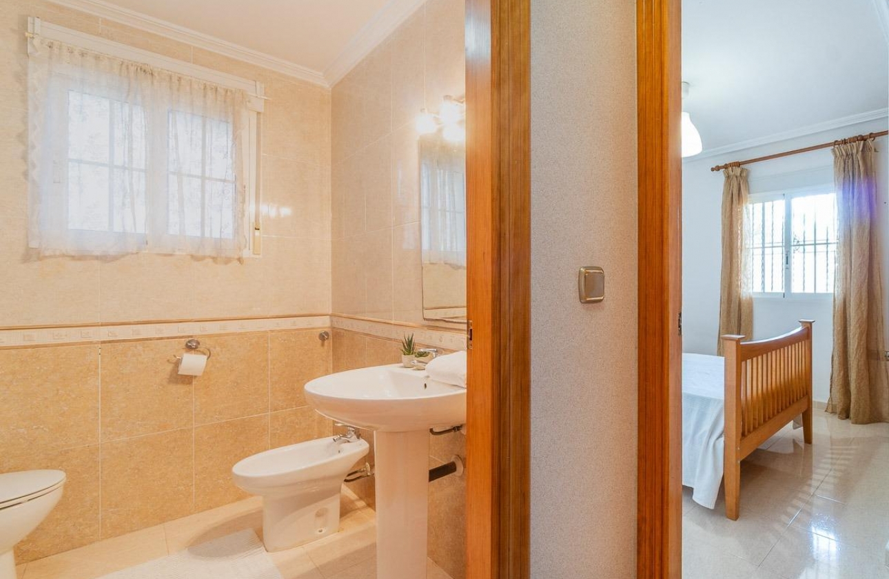 Rynek wtórny - Apartament - Orihuela Costa - Lomas de Cabo Roig-Los Dolses