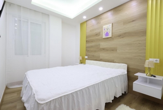 Rynek wtórny - Apartament - Torrevieja - Centro