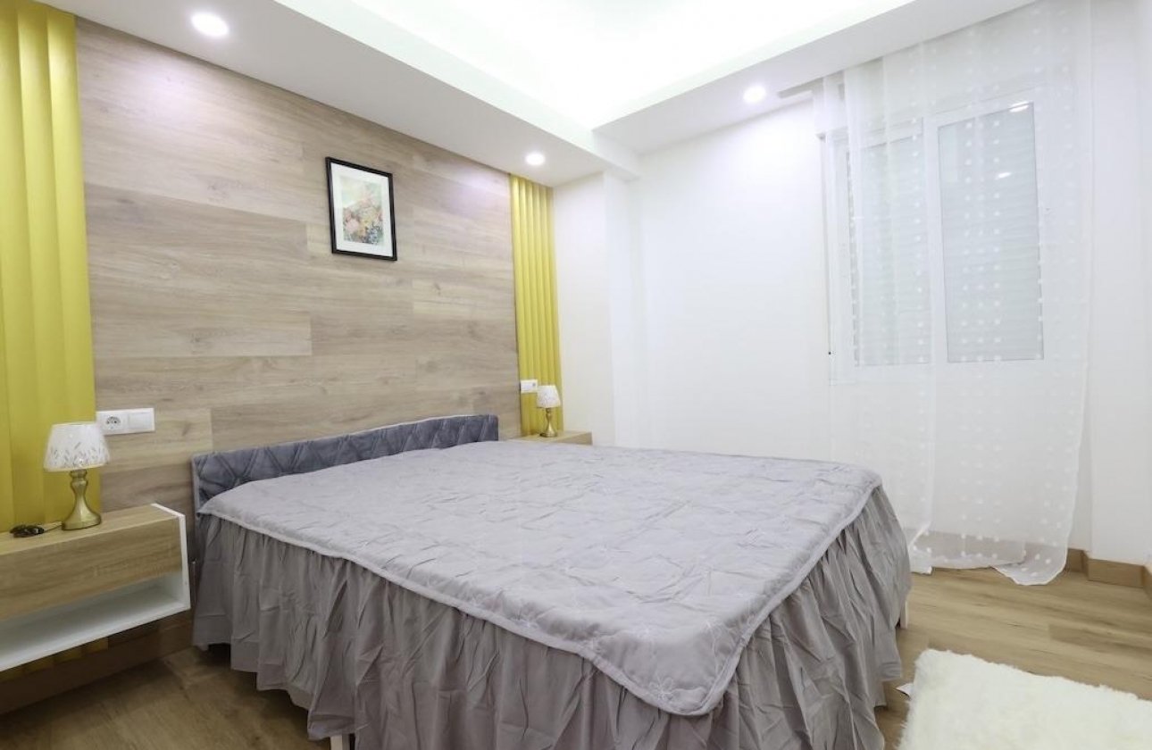 Rynek wtórny - Apartament - Torrevieja - Centro