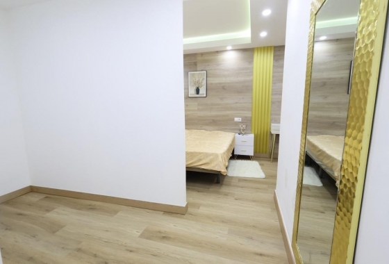 Rynek wtórny - Apartament - Torrevieja - Centro