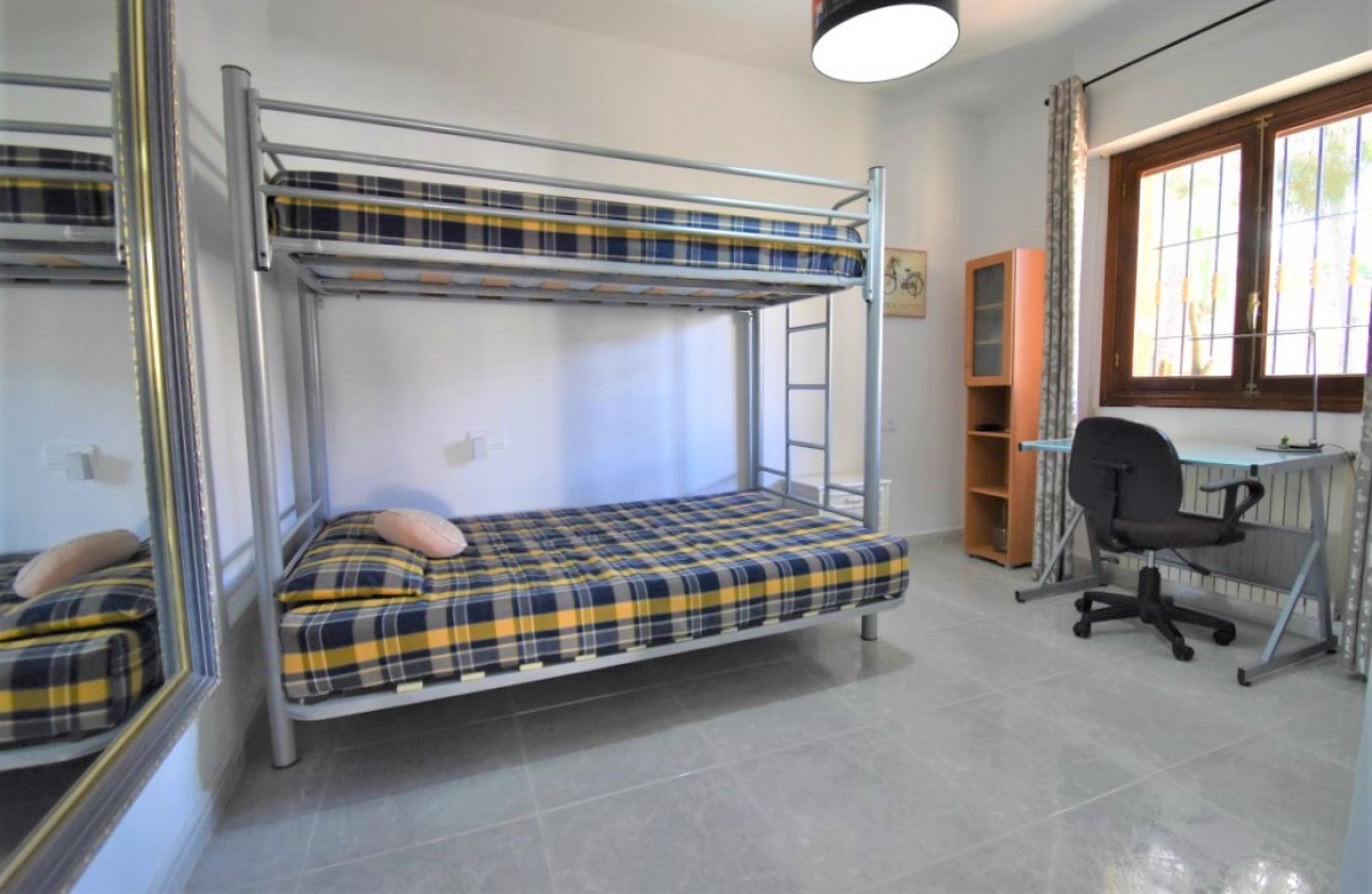 Rynek wtórny - Villa - Orihuela Costa - Villamartin