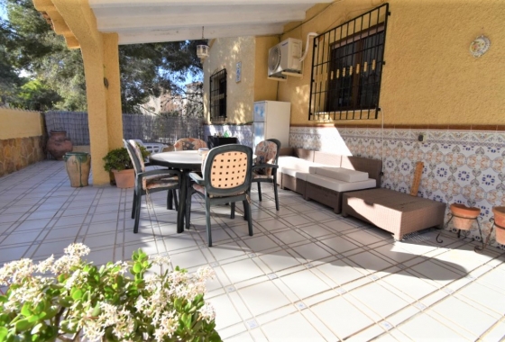 Rynek wtórny - Villa - Orihuela Costa - Villamartin
