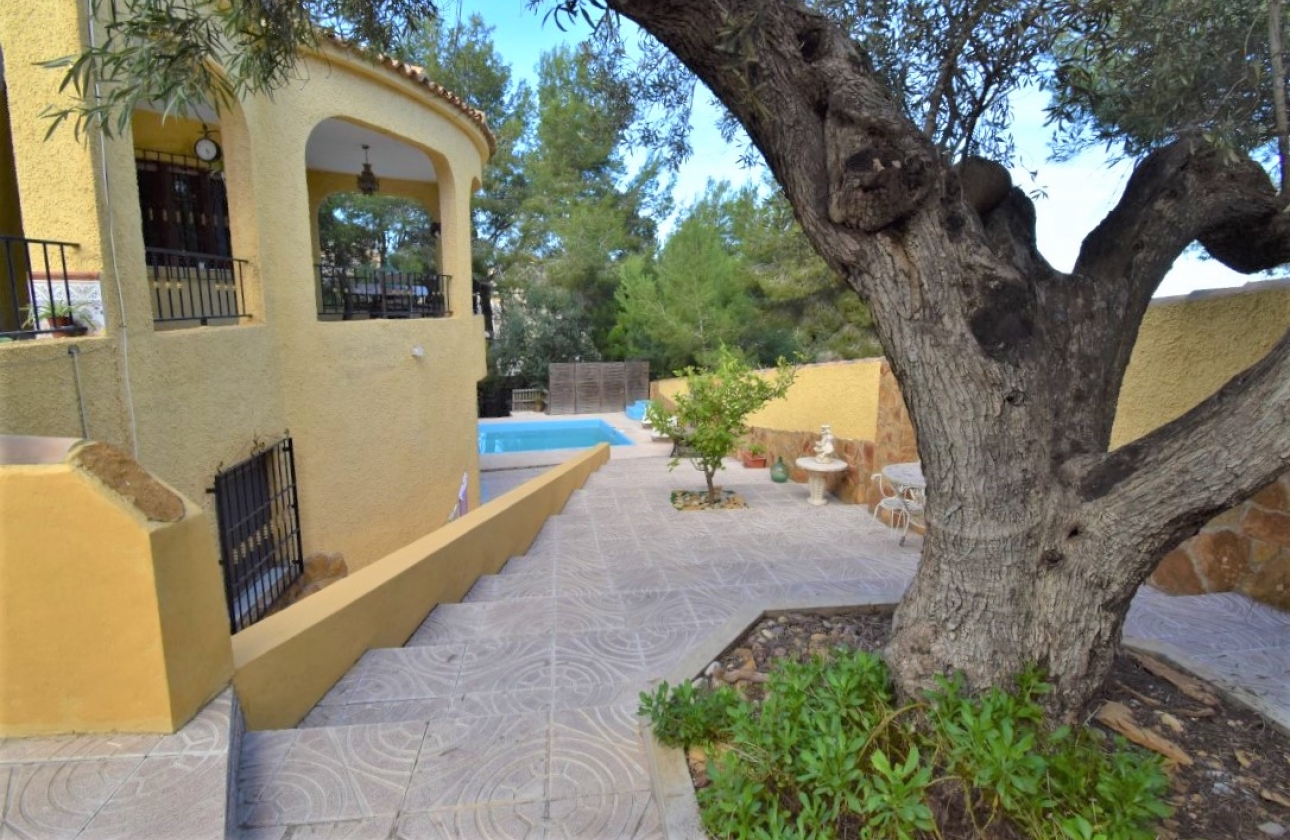 Rynek wtórny - Villa - Orihuela Costa - Villamartin