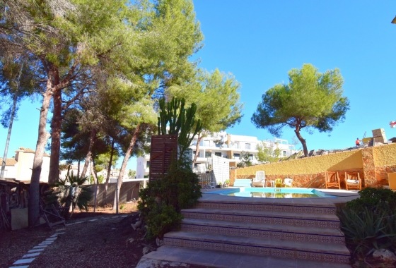 Rynek wtórny - Villa - Orihuela Costa - Villamartin