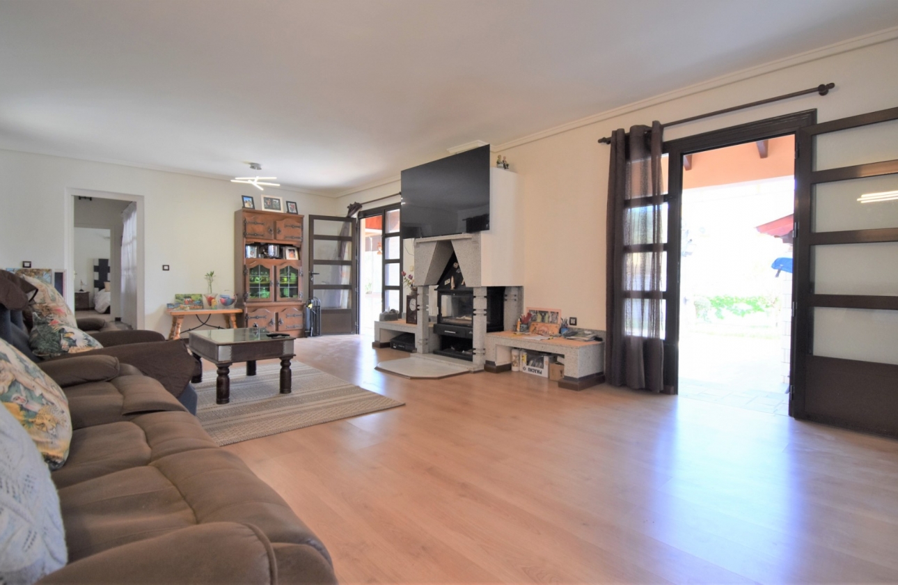 Rynek wtórny - Villa - Orihuela Costa - Villamartin