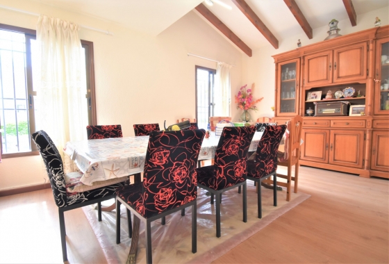 Rynek wtórny - Villa - Orihuela Costa - Villamartin